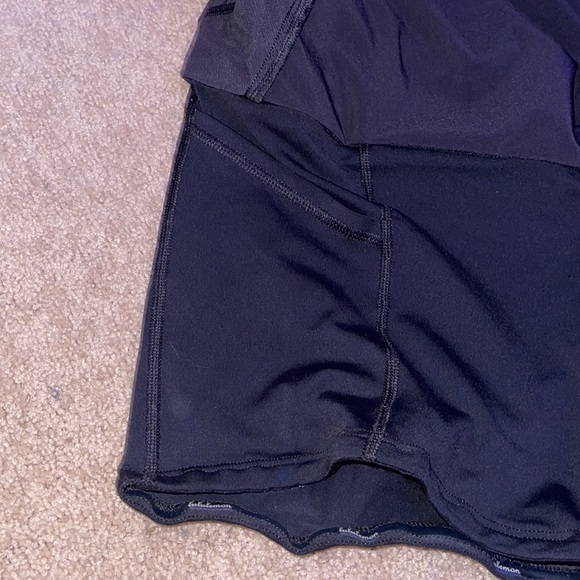 Black lululemon skort - Picture 7 of 7